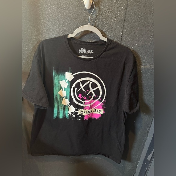 Men’s Blink-182 Graphic Short Sleeve T-Shirt - Black - Picture 1 of 3